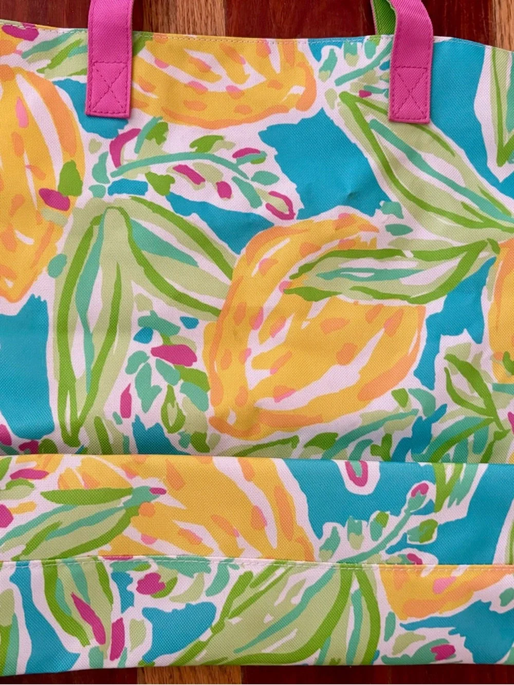 Lilly Pulitzer Estée Lauder Lemon Print Tote Bag - Picture 5 of 7